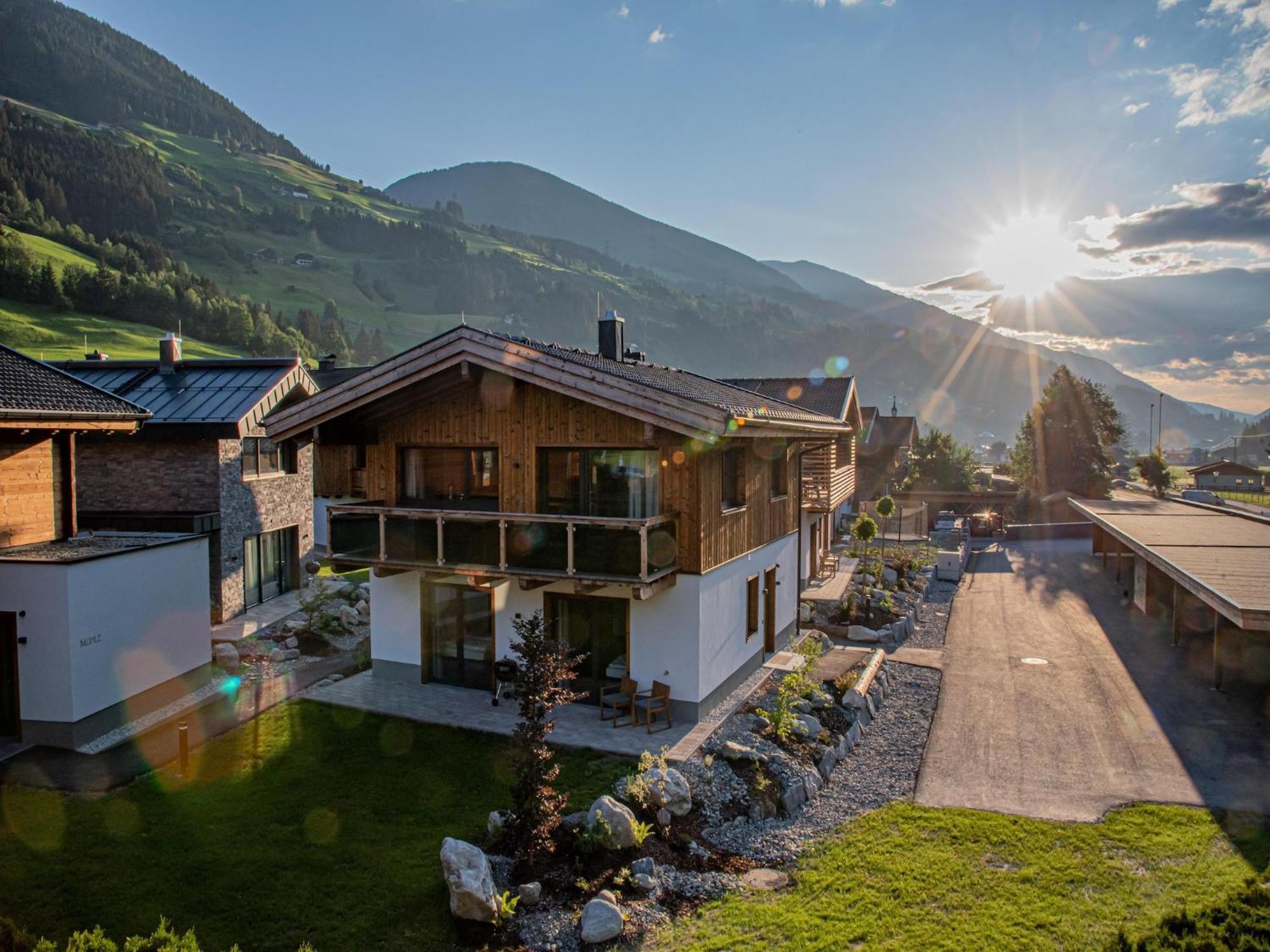The Village Chalet Stone House Wald im Pinzgau Exterior photo