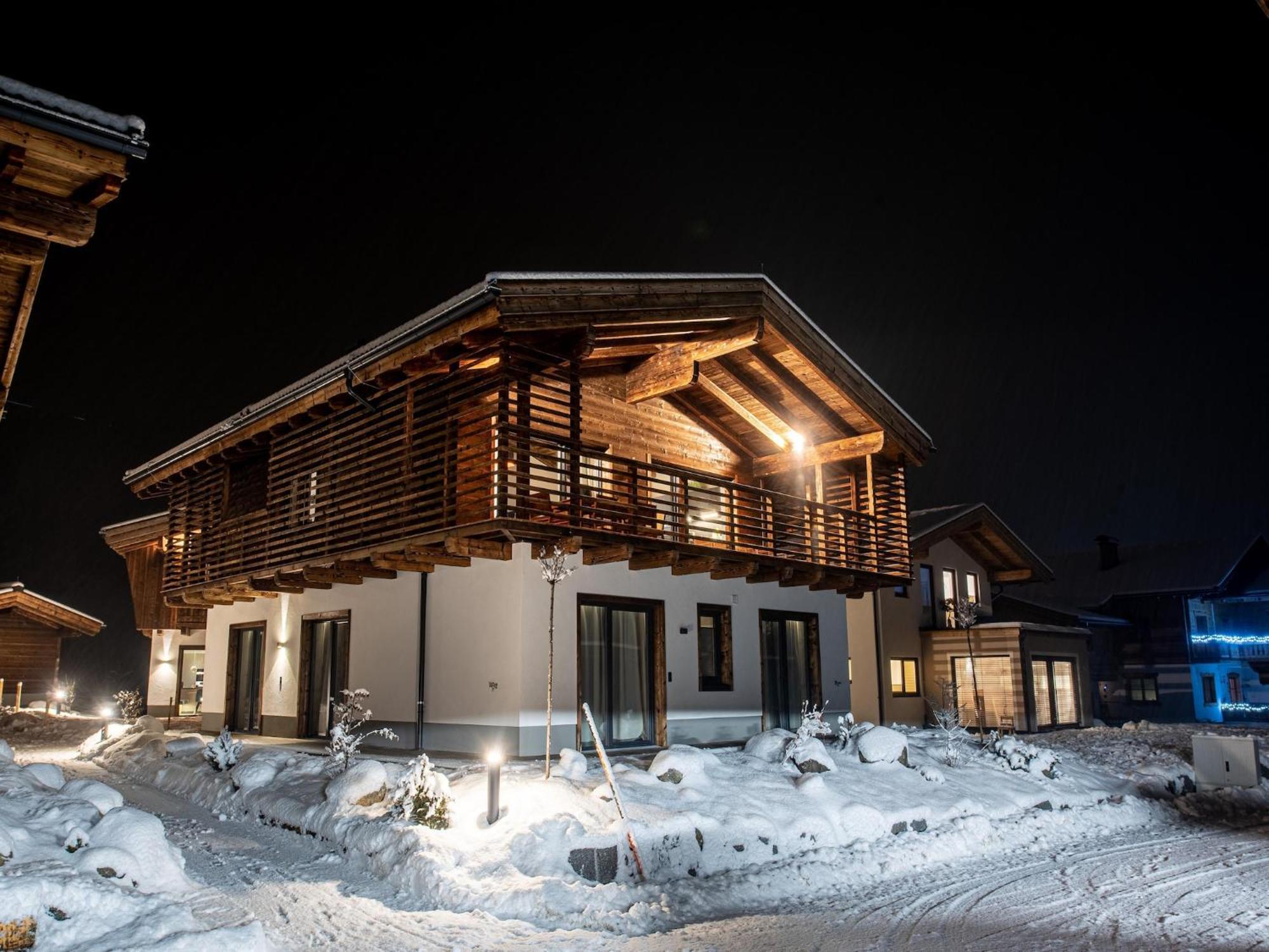 The Village Chalet Stone House Wald im Pinzgau Exterior photo
